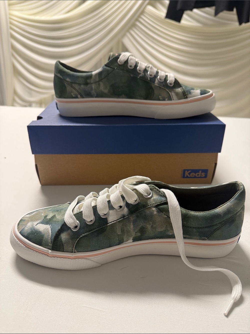 Keds Jump Kick Abstract Olive Print - Size:7.5